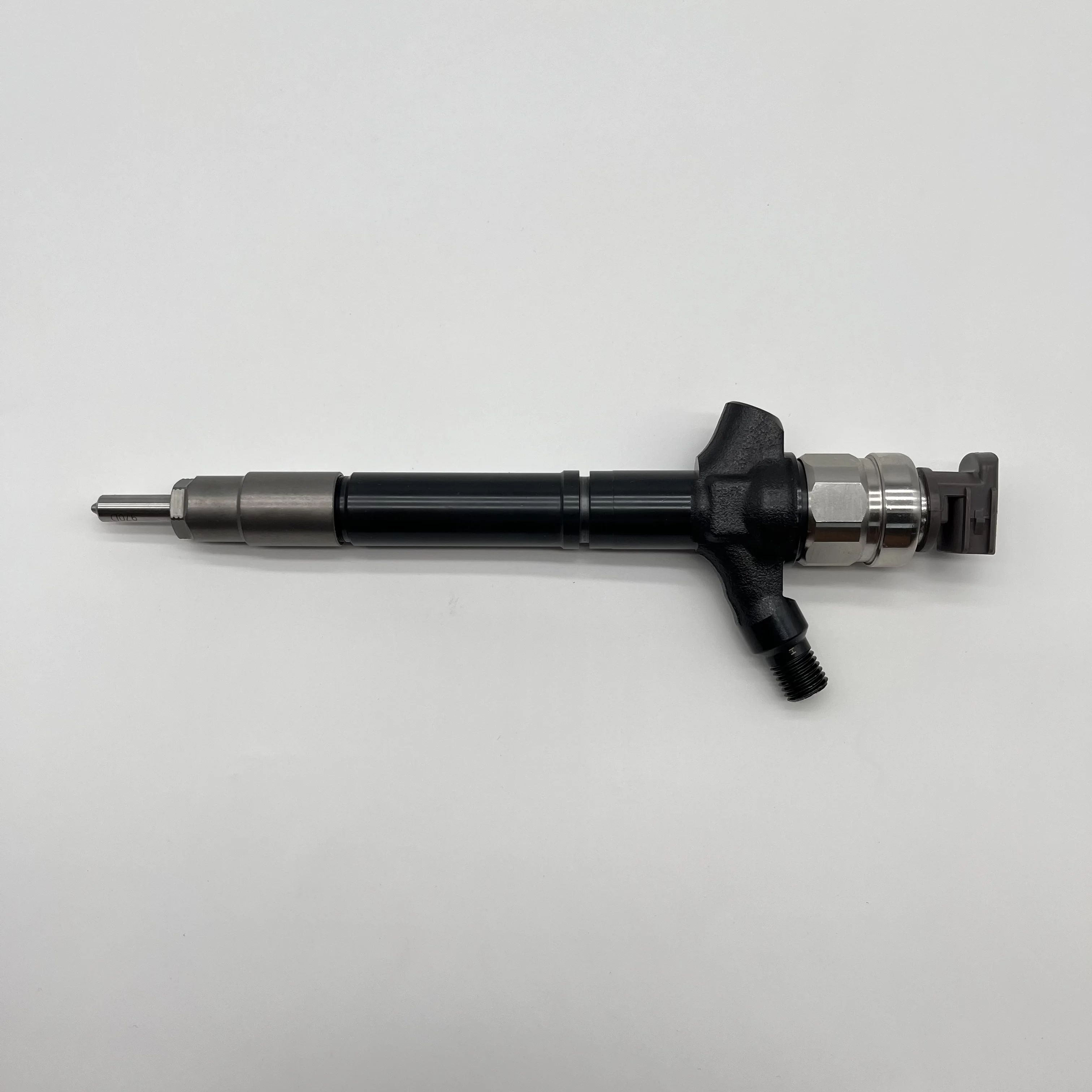 095000-9770 Diesel Fuel Injector 23670-59018 2367059018 For Toyota Land Cruiser