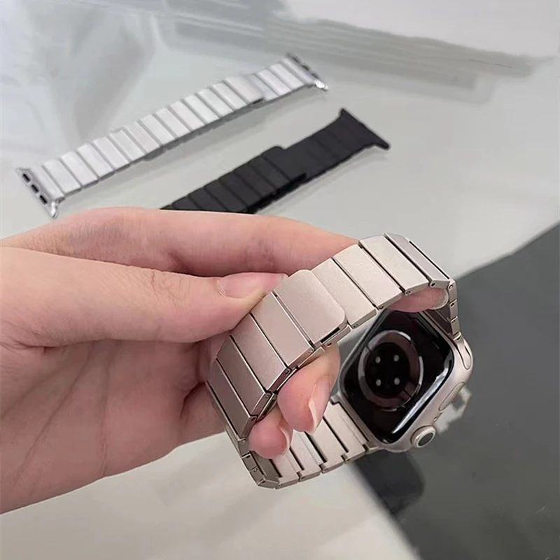 

Watch Link Strap for Apple Watch Ultra Series 8 7 Se 6 5 4 3 Stainless Steel Bracelet for IWatch Band 38/40/42/44/41/45/49mm