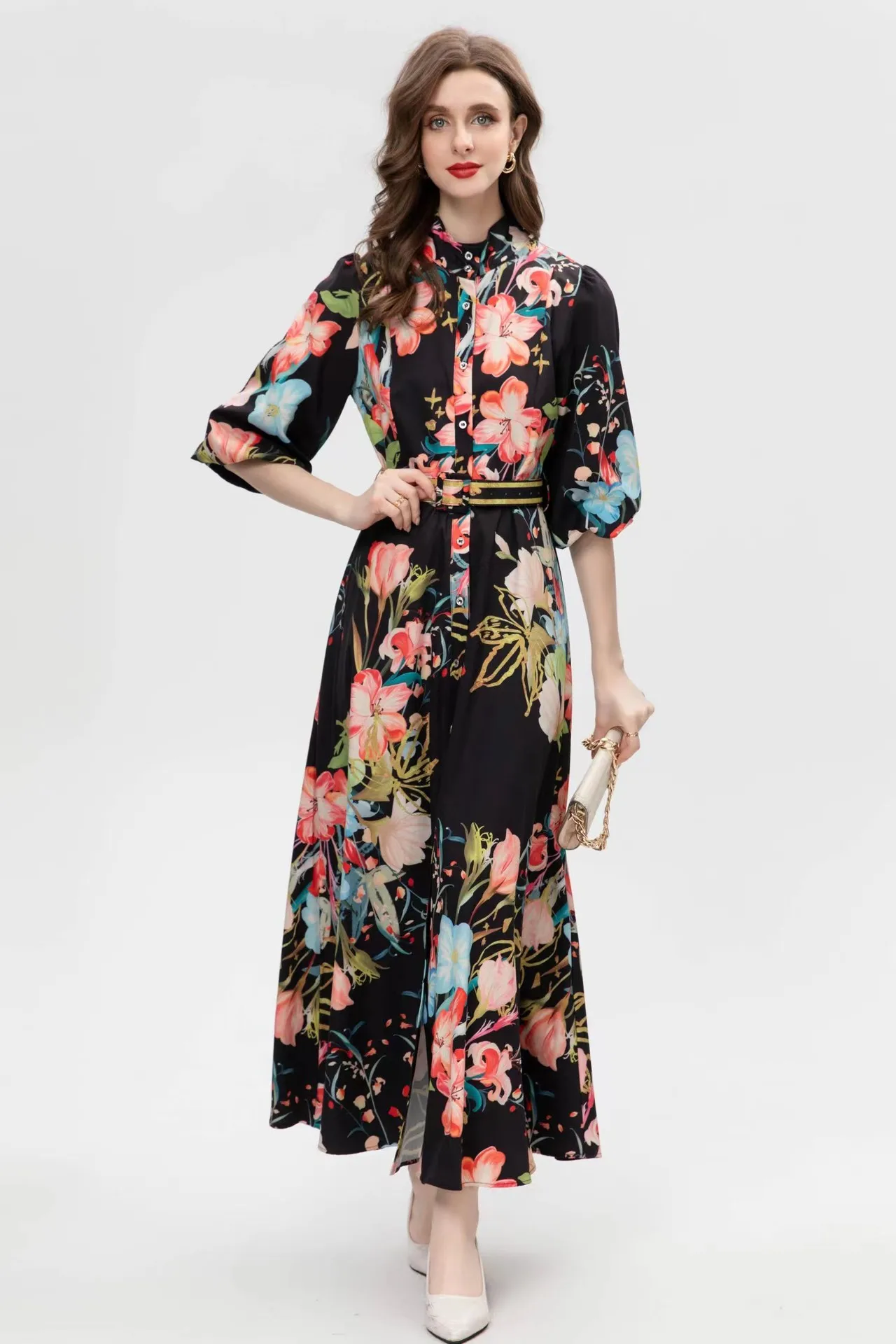 Женское модельное винтажное платье дизайнерское однобортное с