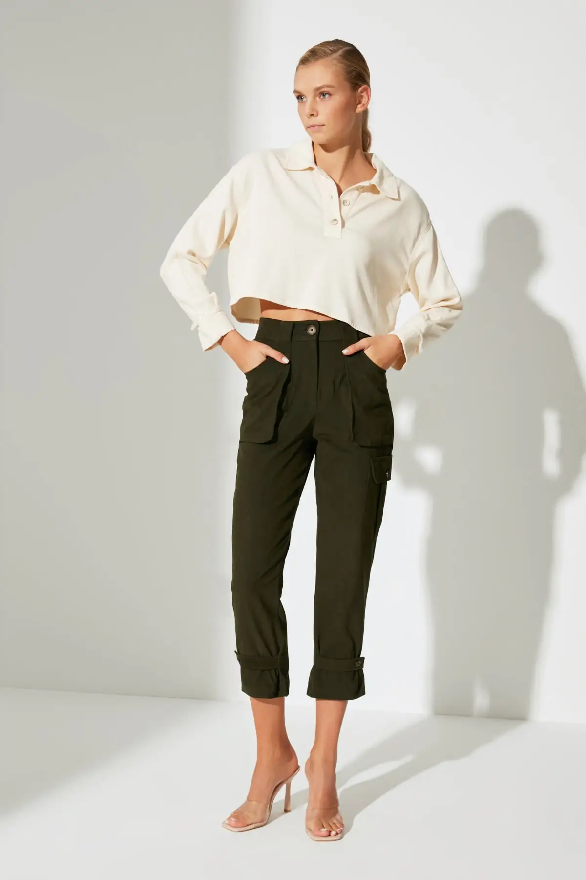 

Trendyol Pocket Detail Pants TWOAW22PL0220