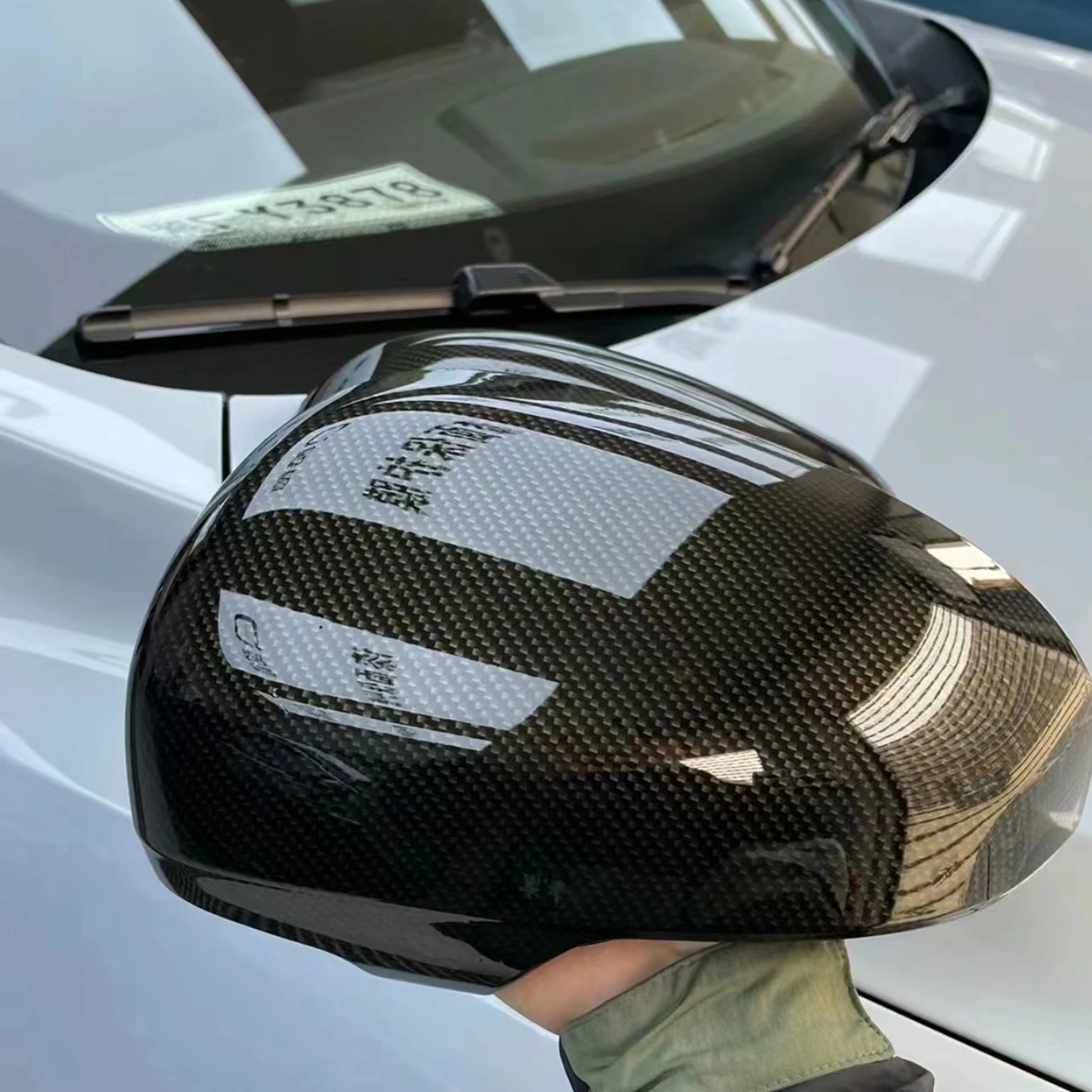 Фото Air Bubble Free 3D 4D 5D 6D Gloss Flower Carbon Black Наклейка на все тело автомобиля Пленка Автомобильная пленка из углеродного волокна Виниловый рулон №3