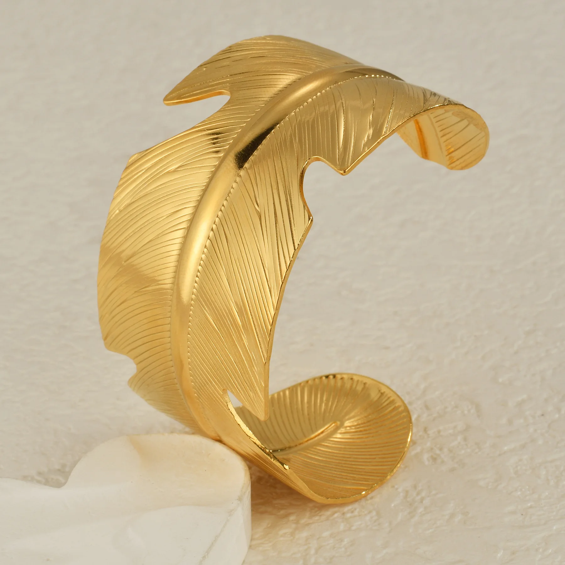 Большой браслет Freeteeme шириной 4 2 см для женщин и мужчин золотого цвета из