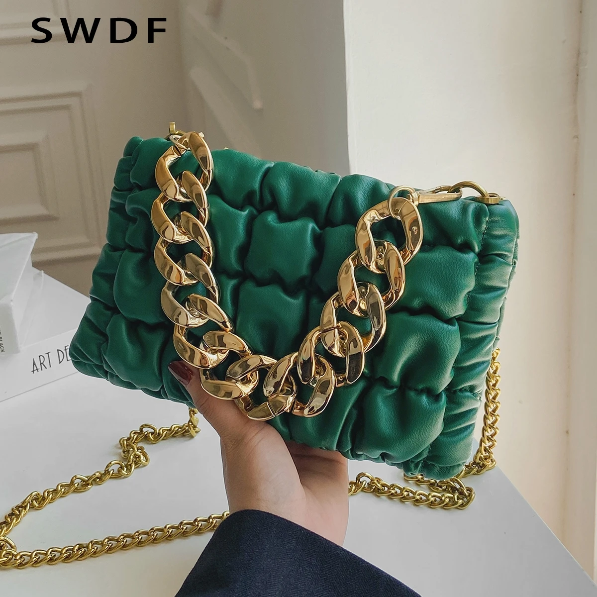 Bolso de mano pequeño con cadena para mujer, bandolera de piel sintética, color verde, para invierno, 2022