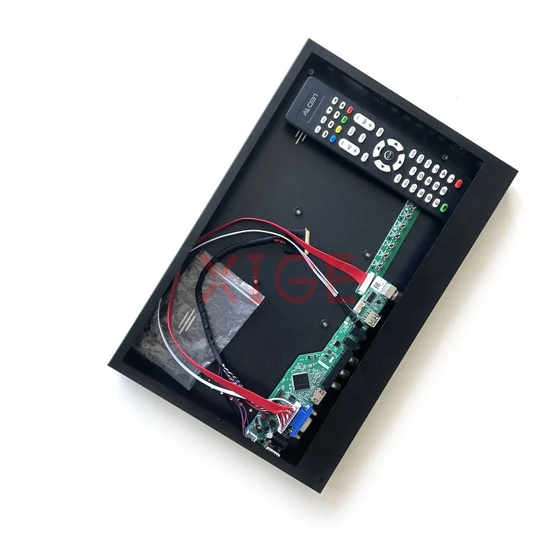 

Controller Board+Metal Case Fit LT133EE09100/LT133EE10000 1366*768 Kit 40 Pin LVDS VGA+HDMI+AV+USB Analog TV Signal Screen 13.3"
