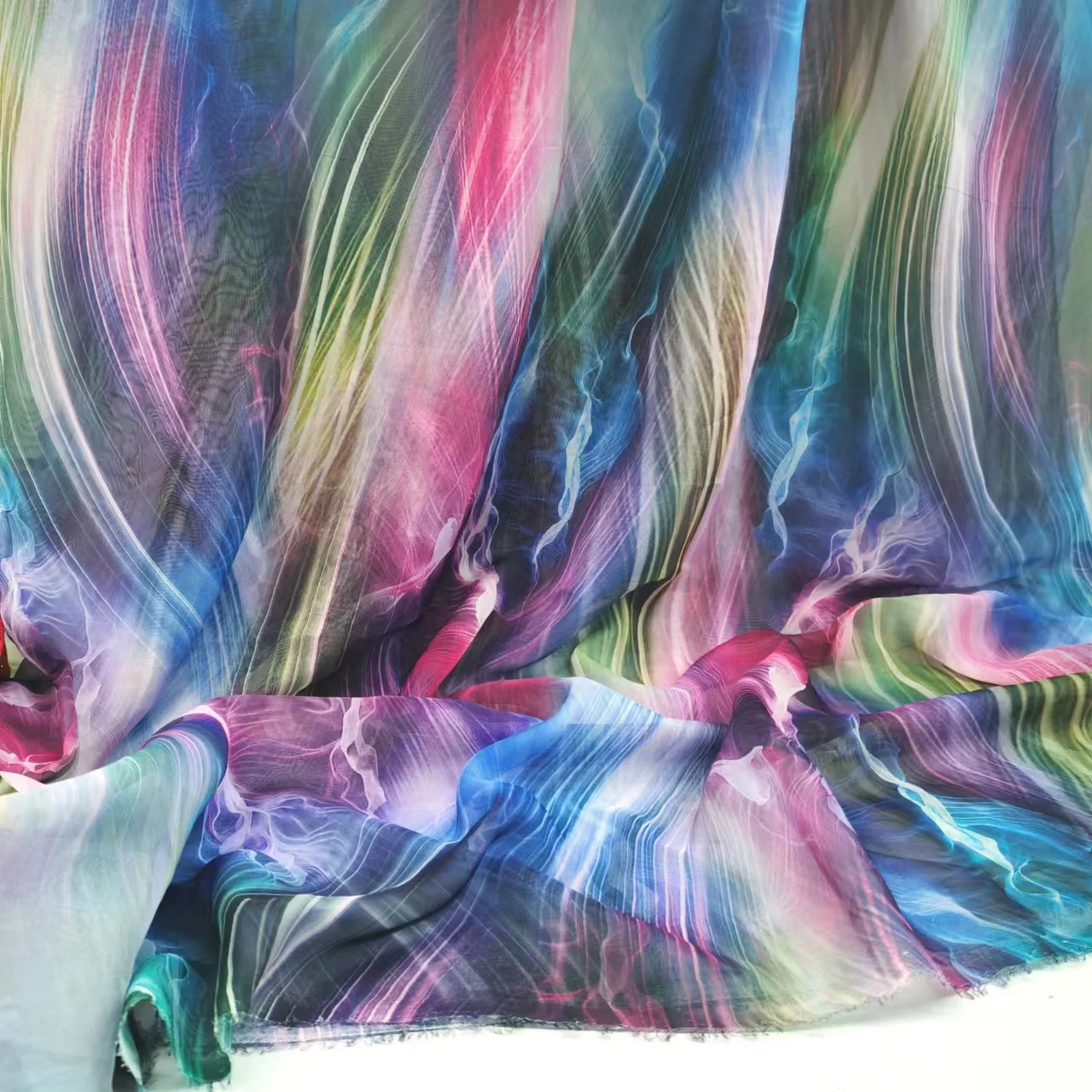 

Elegant Chiffon Fabric Soft Semi Transparent Gradient Printing For Silk Scarves Women Summer Sheer Dress Skirt Mesh Shirt Veil