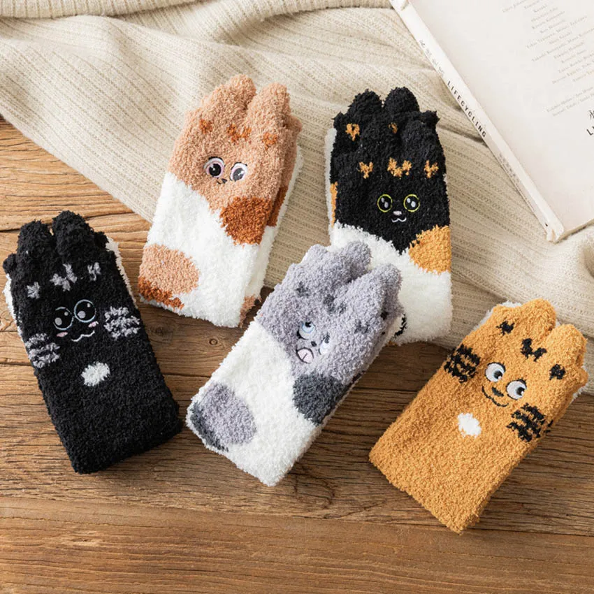 High Quality Soft Winter Cute Cat Paw Cartoon Animals Pattern Cotton Woman Warmth Floor Socks Gifts For Ladies Crew Sox