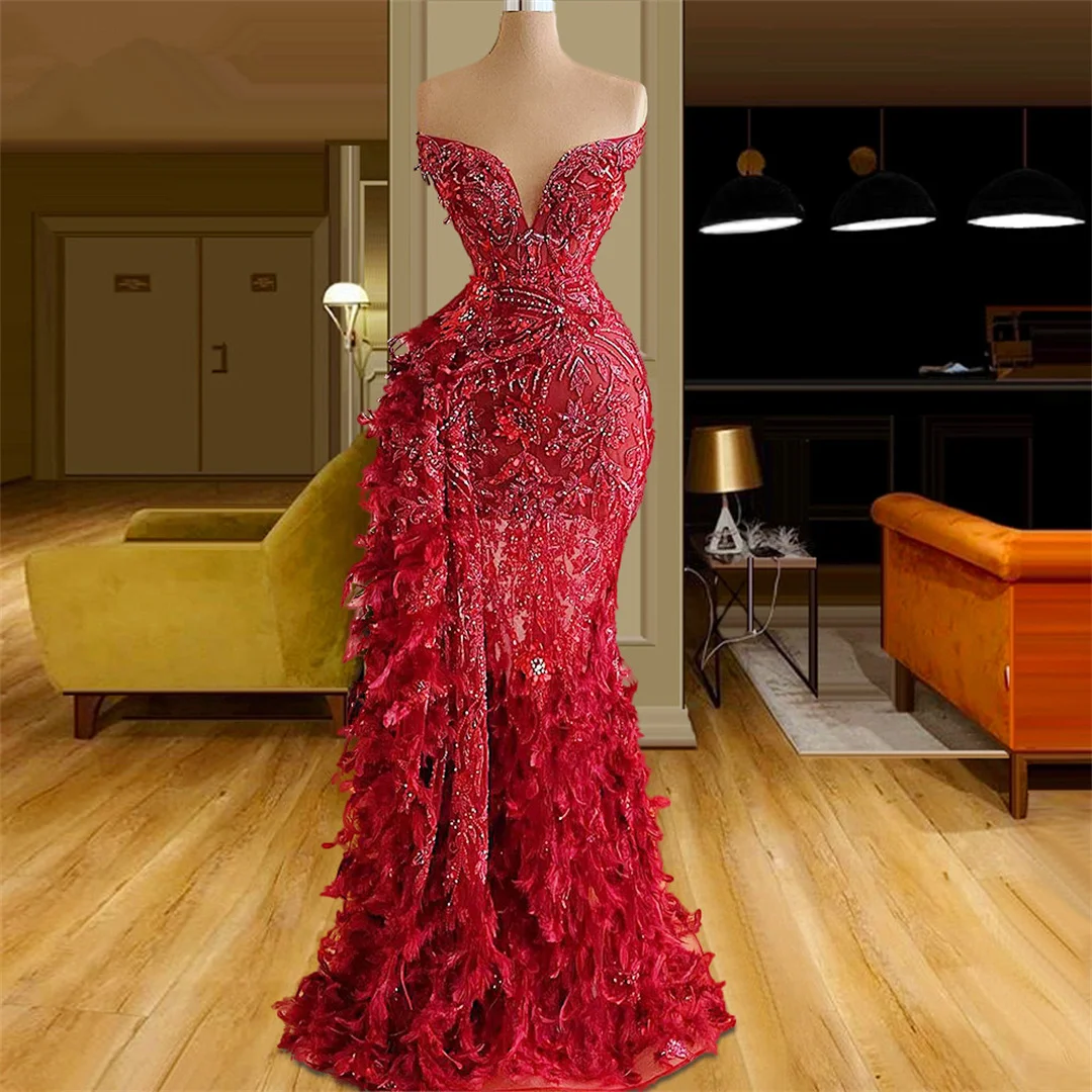 

Feathers Vintage Red Evening Dresses Beading Illusion Prom Gowns Custom Made Lace Appliques Sweep Train Party Dresses