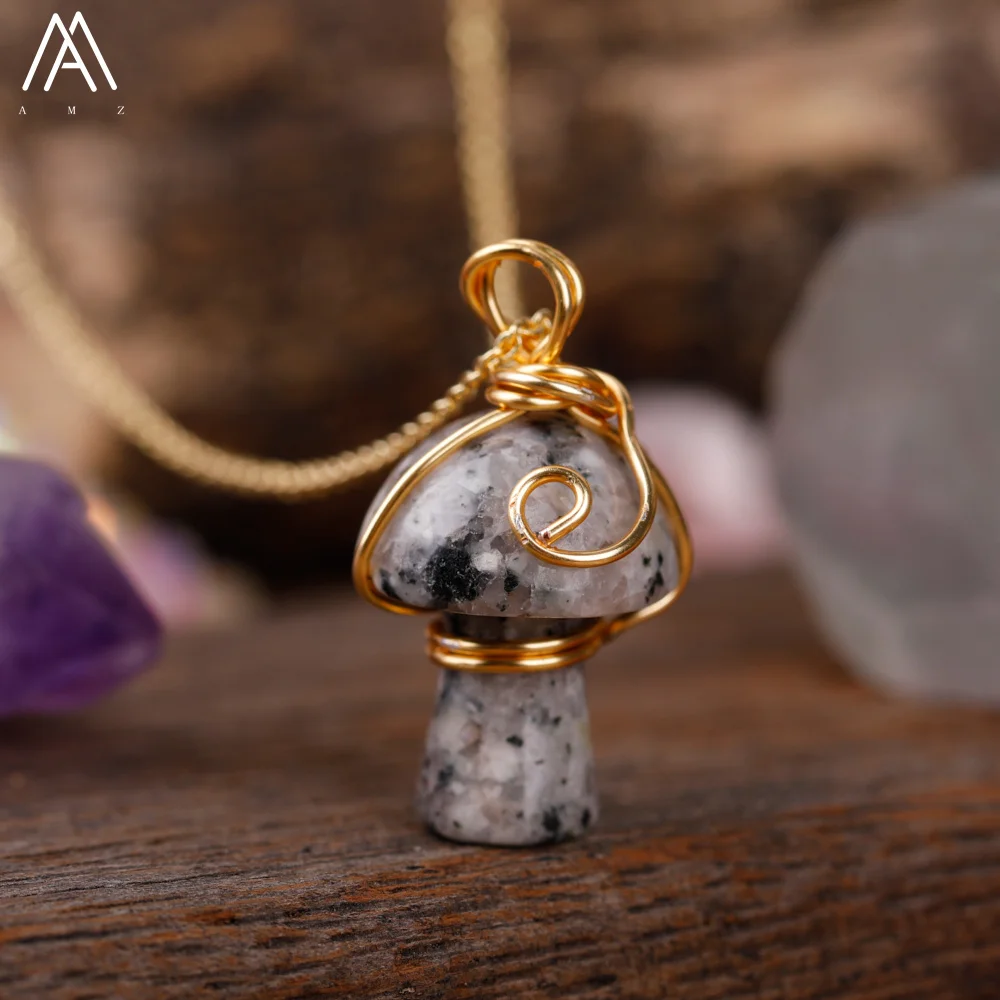 Цепочка с подвеской в виде гриба кристаллами