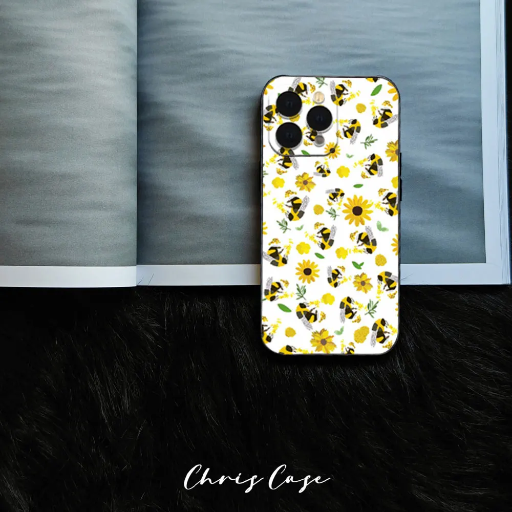 Чехол для телефона iPhone Honey Bee Cute 12 11 13 14 15 16 Max Pro Plus черный мягкий силиконовый чехол