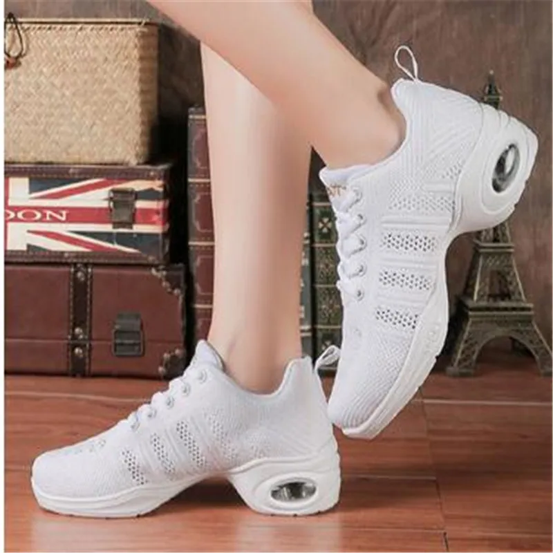 

Sports Feature Soft Outsole Breath Dance Shoes Sneakers For Woman Practice Shoes Modern Dance Jazz Shoes Feminino Zapatos EU 41
