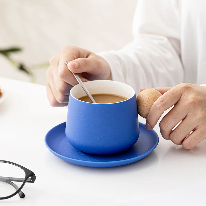 

Creative ceramic Coffee cup and set Espresso cup Light luxury wood handle afternoon tea Mug Female original Mug lovers gift