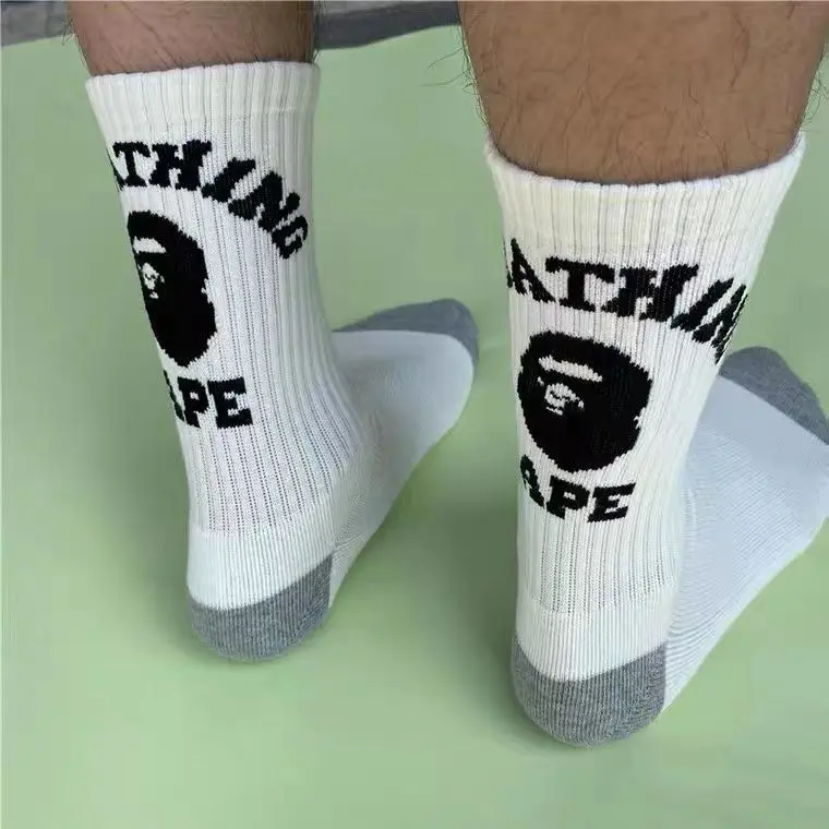 Fashion Embroidered Mid Tube Socks BAPE Thick Cotton Towel Bottom Skateboard Sports Basketball APE Wholesale Ventilate Cool Gift