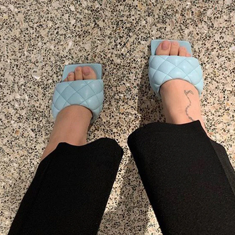 

Женские туфли без задника на тонком каблуке, с квадратным носком