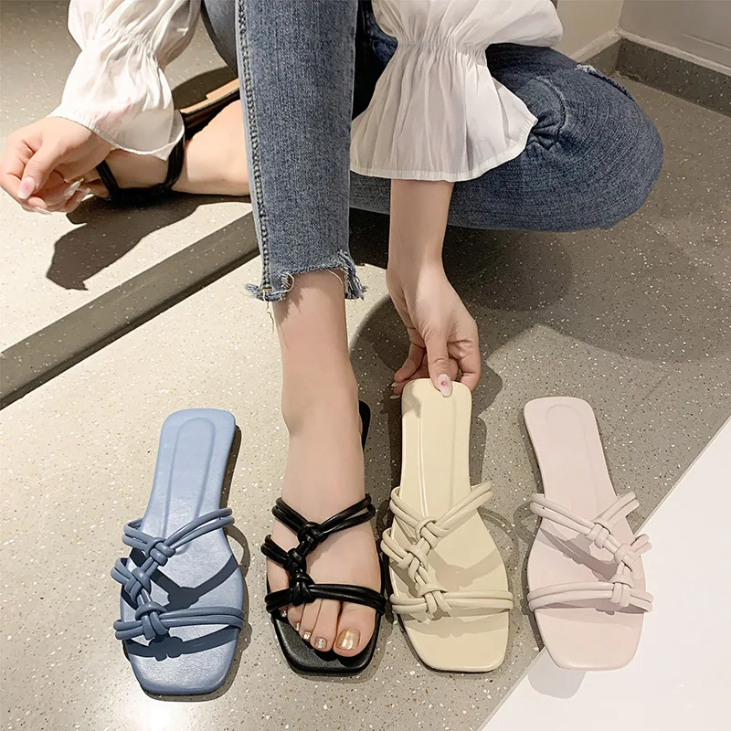 

Women Summer Slippers Female Out Door Fashion Flat Slides Euro and American Tide Rubber Soled Ladies Non-slip Slippers Selling