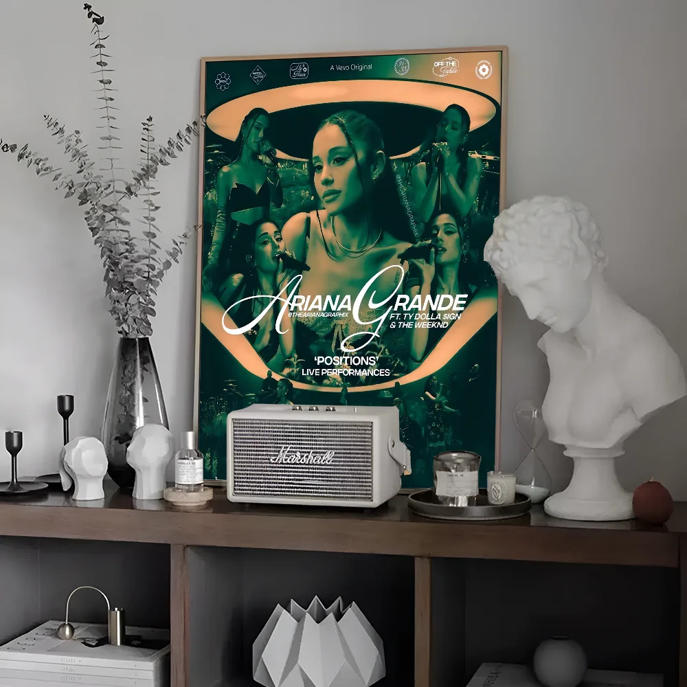 Плакат Ариана-Гранде MINISO