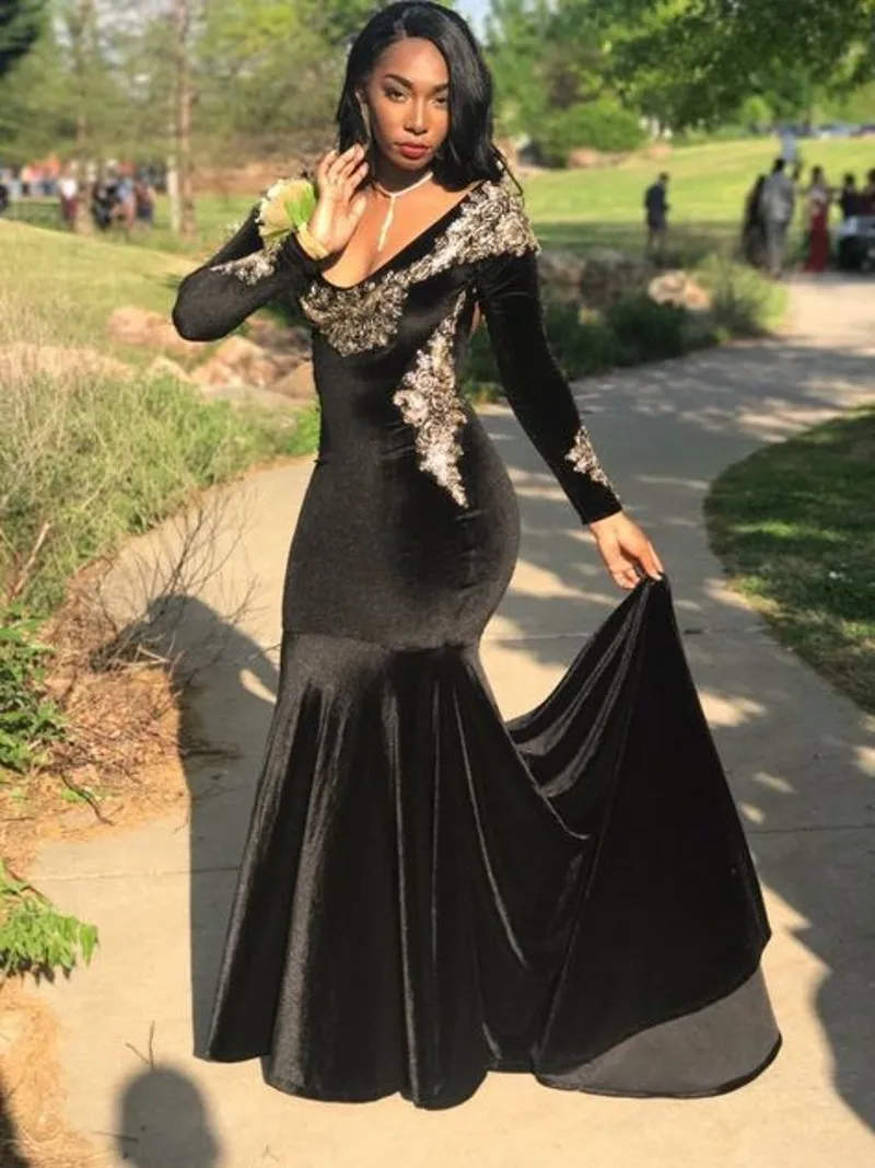 

Vestidos De Graduacion Velvet Black Prom Dresses Long Sleeves Appliqued V Neck Mermaid Evening Party Gowns 2022