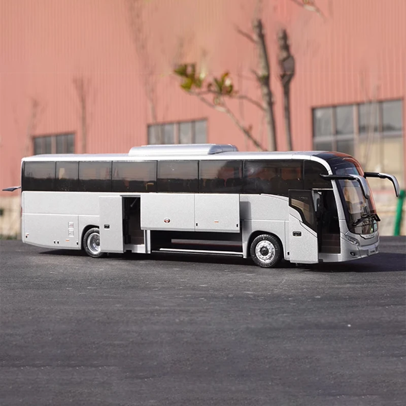 Масштаб 1:42 Yutong Bus T12E