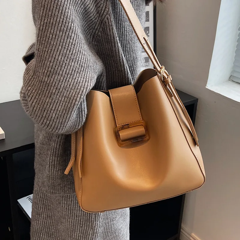 

Large Capacity Bucket Messenger Bags For Women 2023 Fashion New Shoulder Bags Pu Leather Solid Color Bags Designer Brand 2 Sets