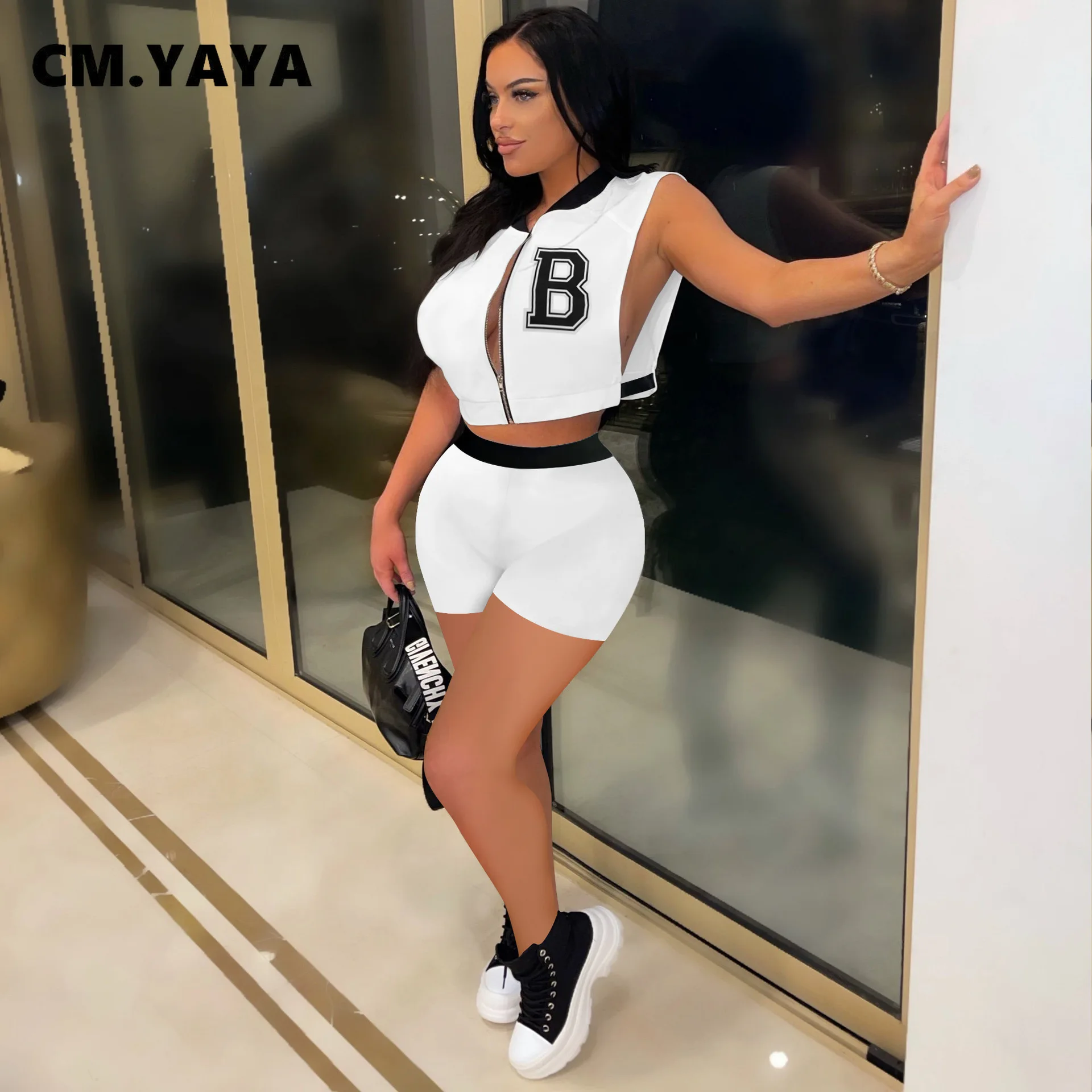 Женский спортивный костюм CM.YAYA Active из двух предметов летний укороченный топ на