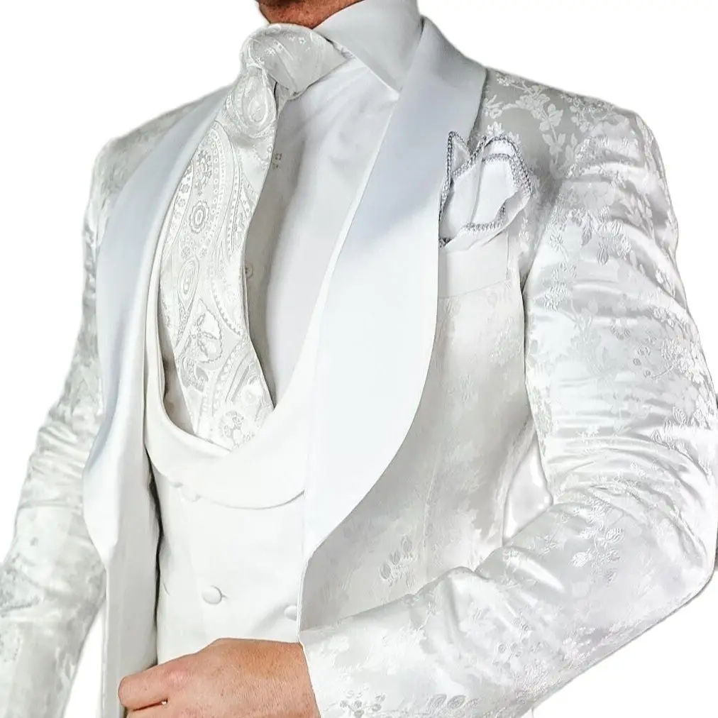 

Смокинг Свадебный облегающий для жениха с белыми цветами, 3 предмета