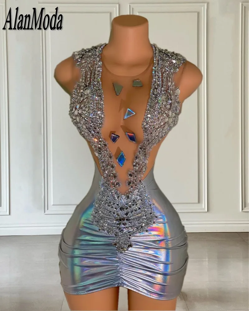 

Sexy See Throug Birthday Dress For Women Luxury 2023 Sheer Neck Rhinestone Sequin Short Cocktail Gowns Night Party Dress
