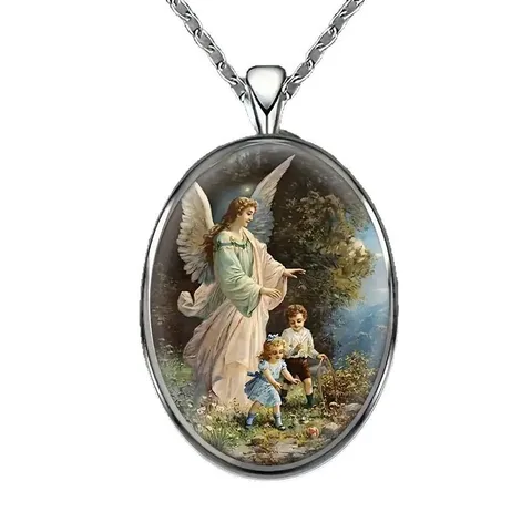 Классическое ожерелье с кулоном-ангелом