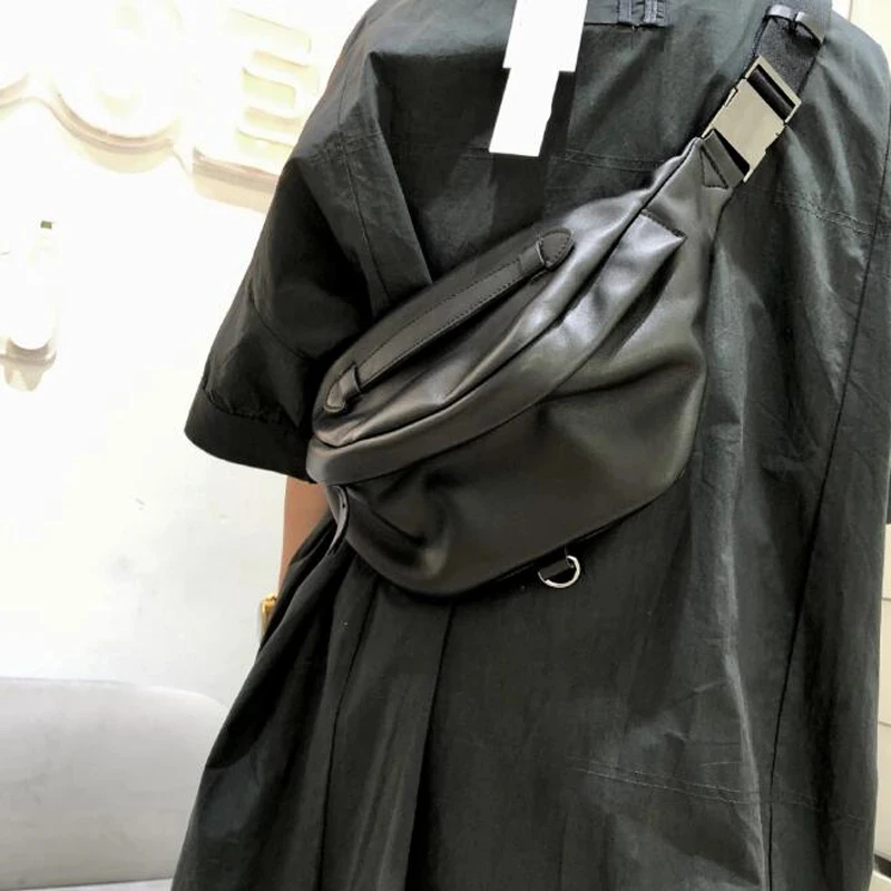 

Genuine Leather Manual Large Capacity Solid Color Dumpling Crossbody Bag 2022 Classic Retro Men Women Chest Bag Casual Simple