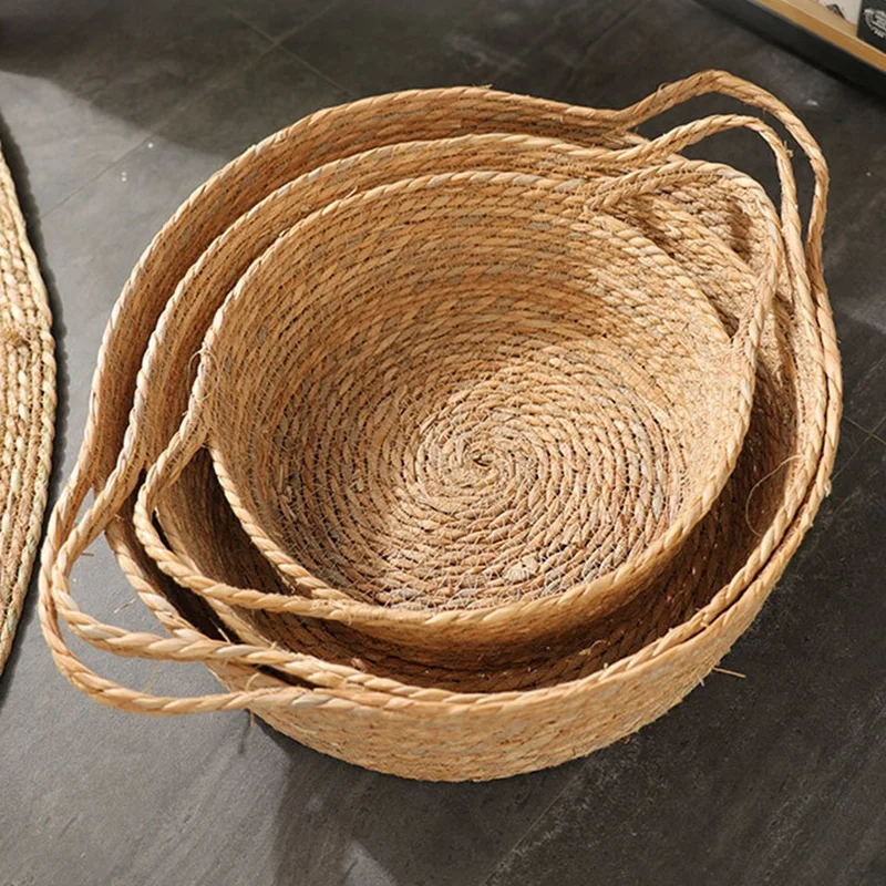 

Pet Cat Bed Rattan Four-Season Universal Cat Bed Summer Cool Nest Pet Cat Supplies Cattail Woven House Nest