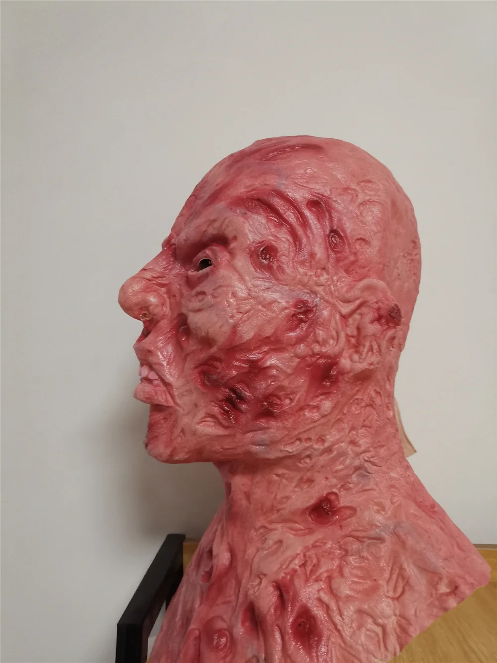 Freddy Krueger ужасная маска Реалистичная Женская Роскошная модель карнавальный