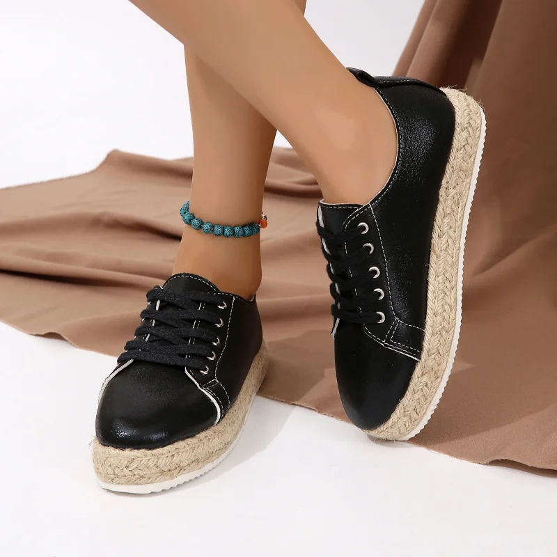 

Женские кроссовки с круглым носком, на шнуровке