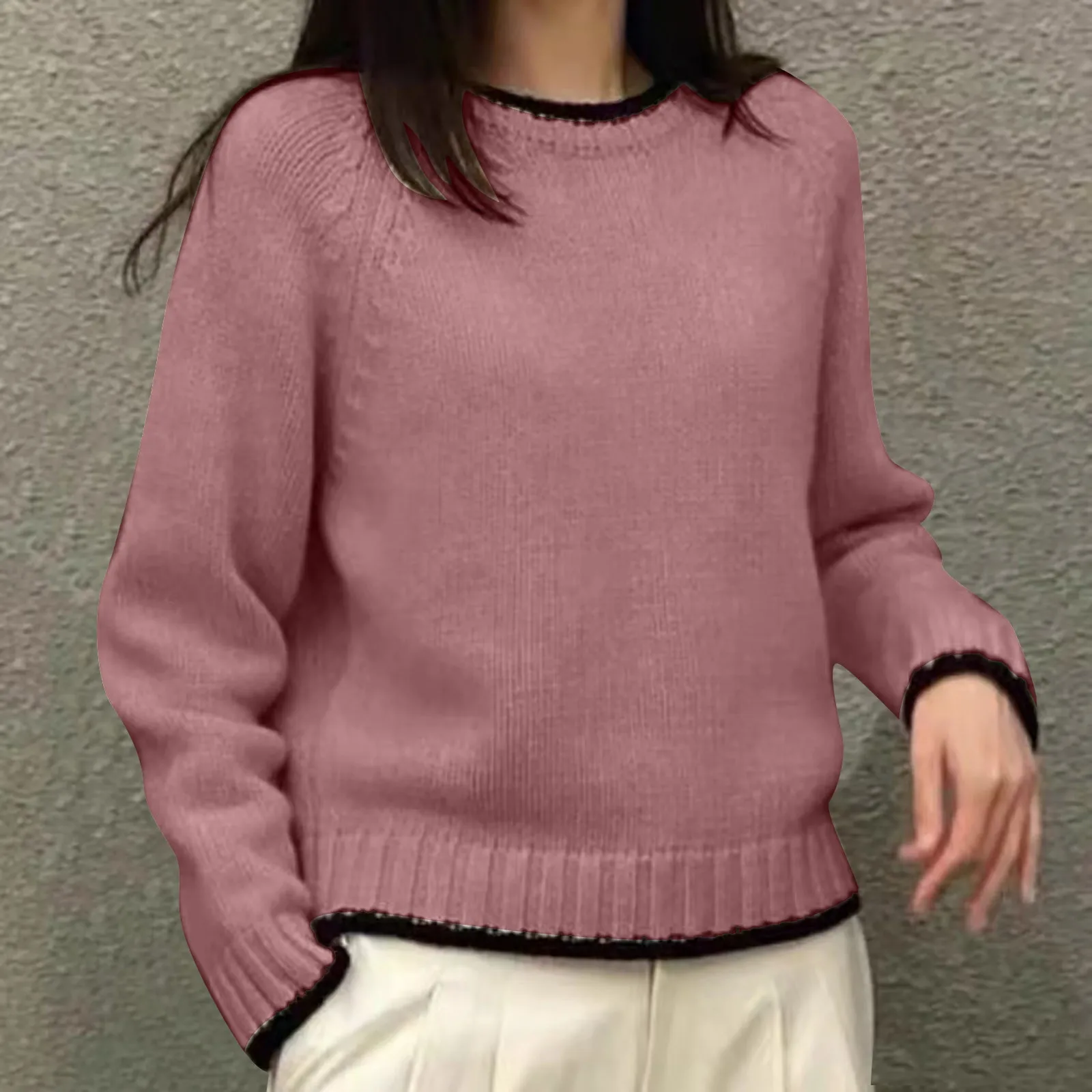 Новый осенне-зимний трикотажный свитер 2024 года носится на улице а женский с