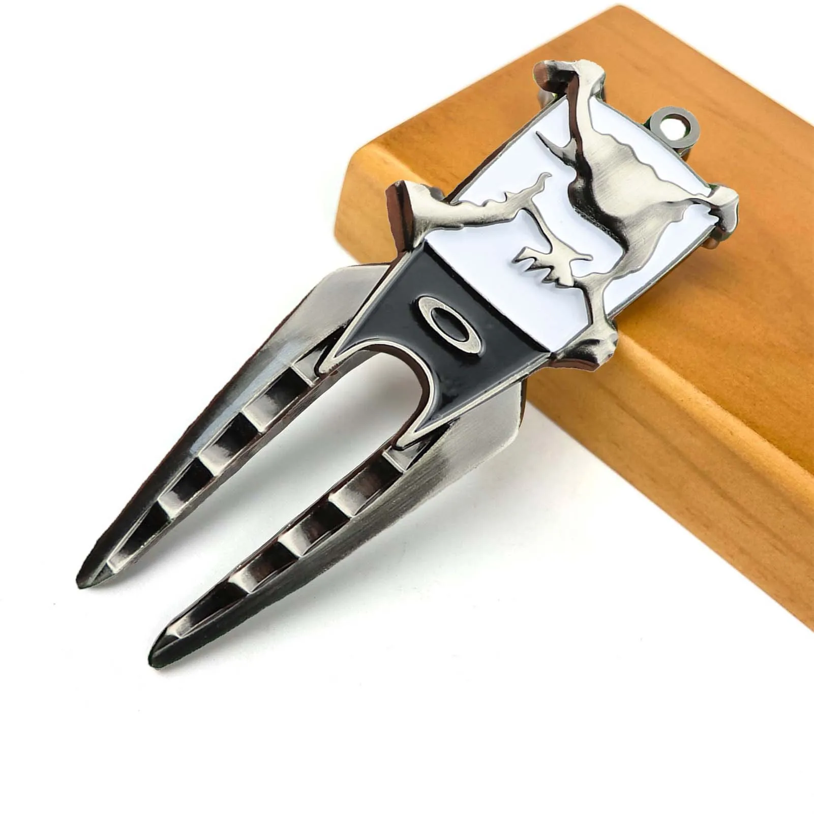 

1Pcs Golf Divot Repair Tool Portable Golf Green Fork Pitch Groove Cleaner Pitch fork Golf Sport Accessories