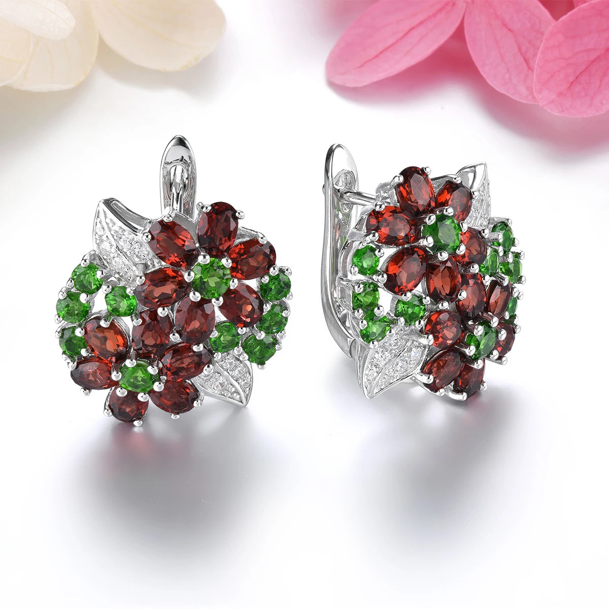 Серьги-клипсы из стерлингового серебра с натуральным красным гранатом и