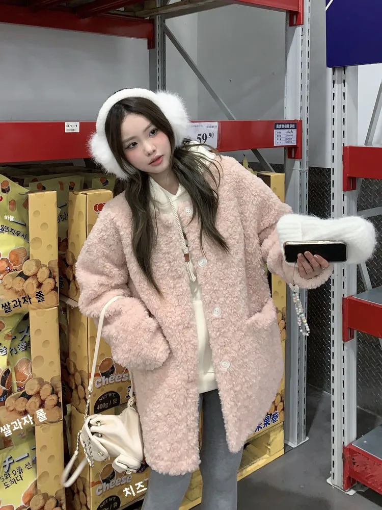 Верхняя одежда из овечьей шерсти женская зима 2024 популярная новая корейская