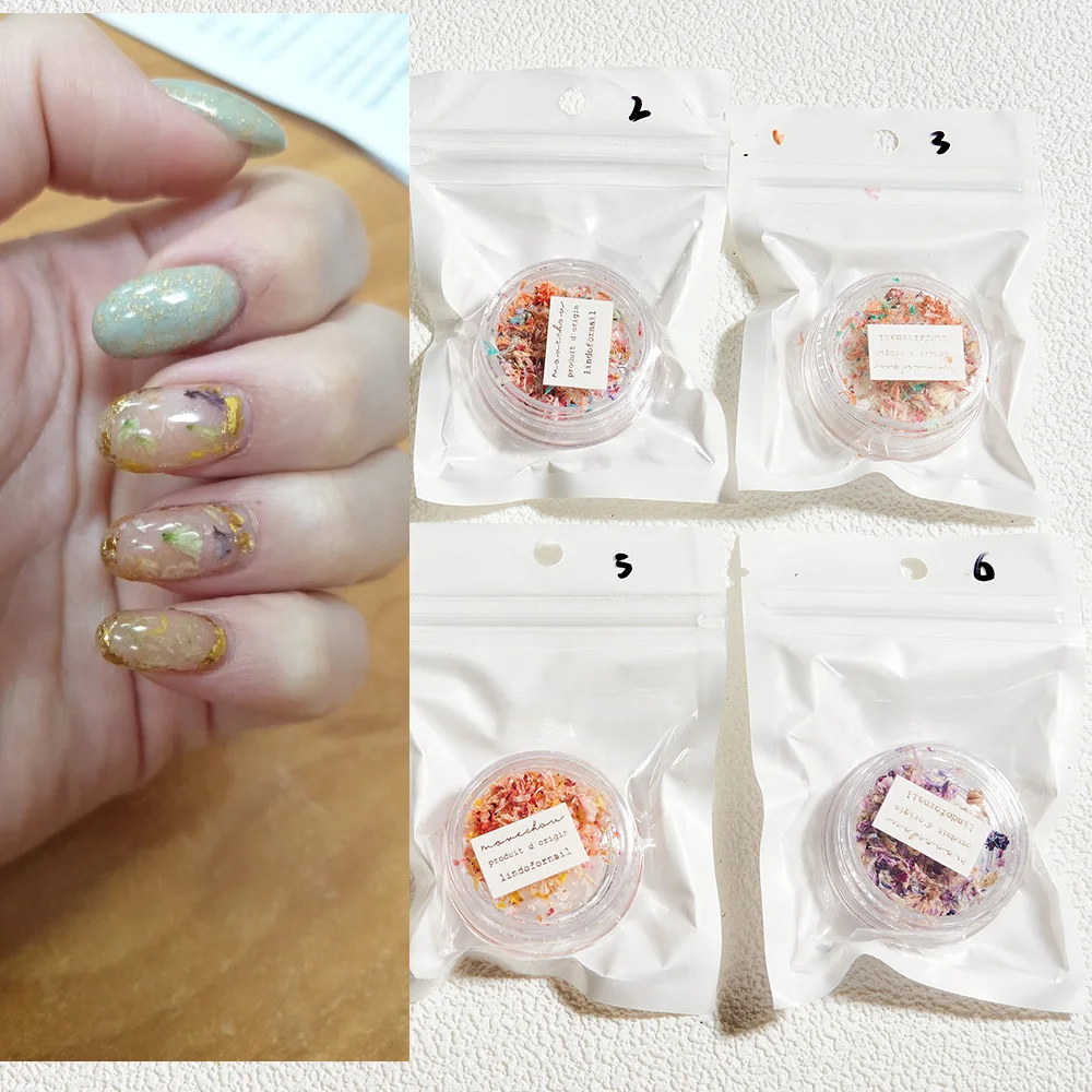 

1 Bottle Mix Dried Flowers Nail Decoration Natural Floral Sticker 3D Nail Art Designs Ultra-thin Mini Flowers Manicure Accessory