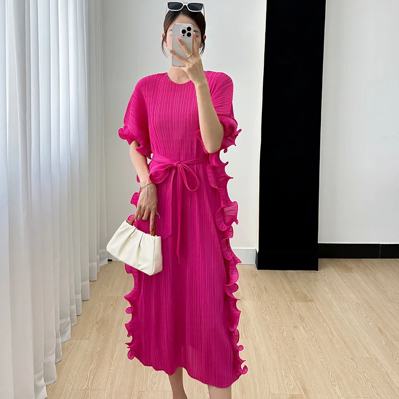 

Miyake Waist-Tight Comfortable Round Neck Dress for Women Summer 2023 New Pleated Elegant Graceful Slimming Dress Mid-Length