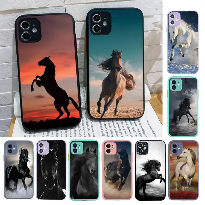 

Horse Animal Phone Case for iPhone X XR XS 7 8 Plus 11 12 13 pro MAX 13mini Translucent Matte Case