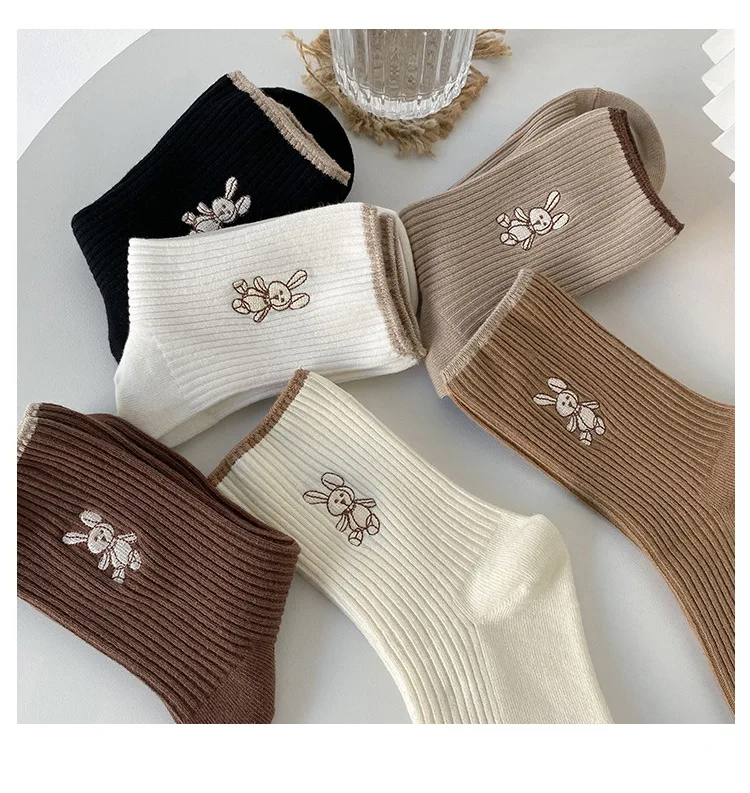 3 Pairs of Women's Socks 2023 New Fashionable Cotton Breathable Socks Embroidered Casual Girls Sweet Japanese Cute Rabbit