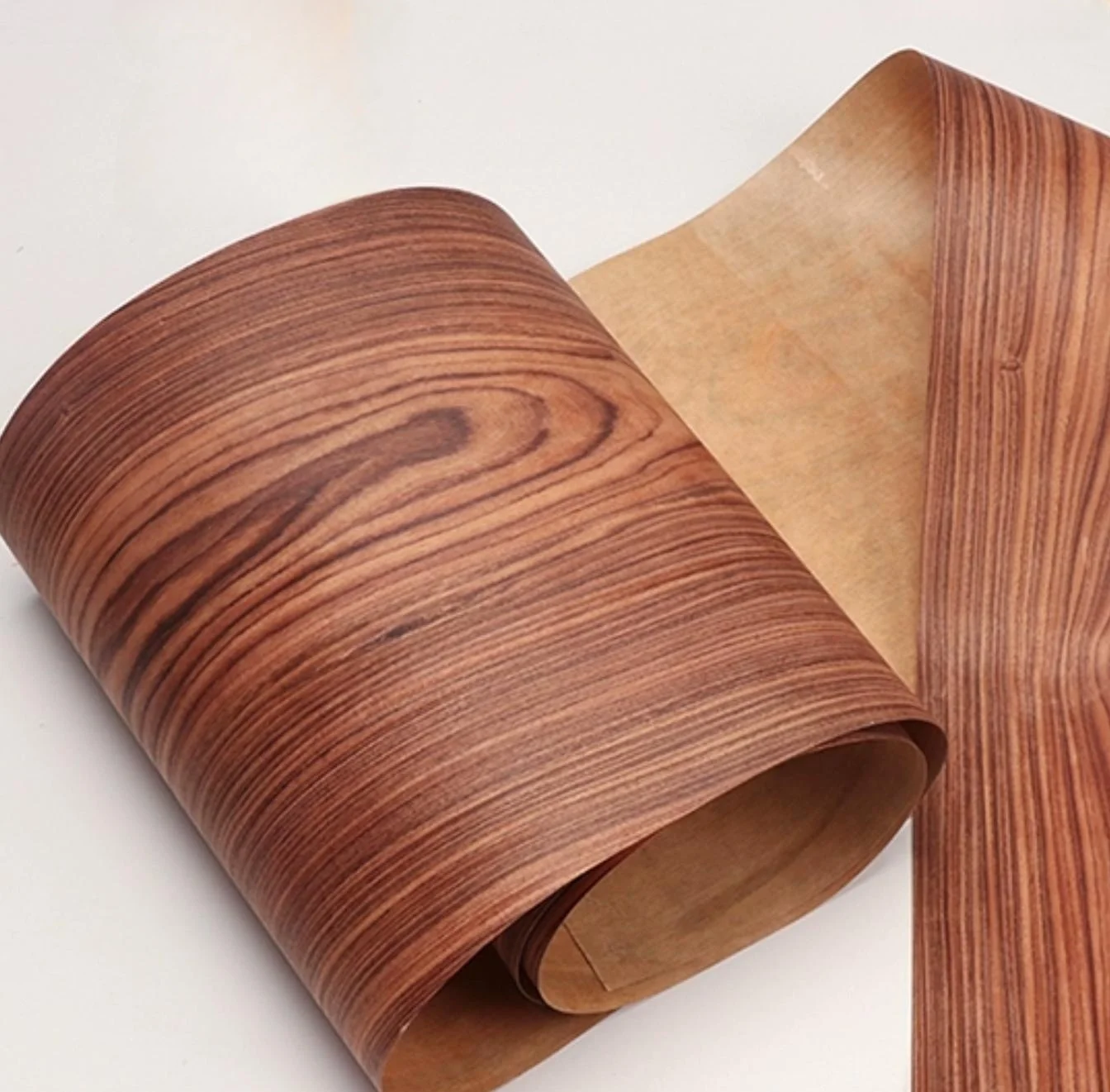 

Натуральная бразильская кислая древесина, шпоны ручной работы, листы, высококачественные модные L: 2,5 метра, ширина: 330 мм, T: 0,25 мм