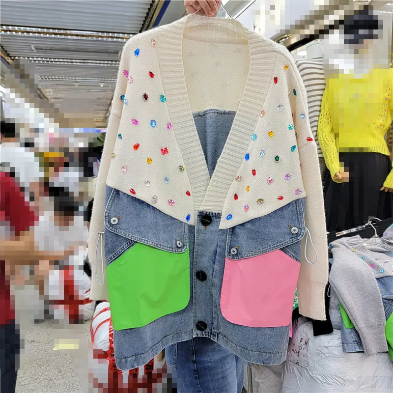 

Diamonds Knitted Splicing Denim Jacket Women Patchwork Big Pocket Cowboy Outerwear Loose V Neck Mid Length Jeans Jacket Female