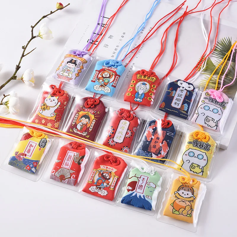 Японская красная сутекина Omamori с пожеланиями для успеха в любви безопасности и