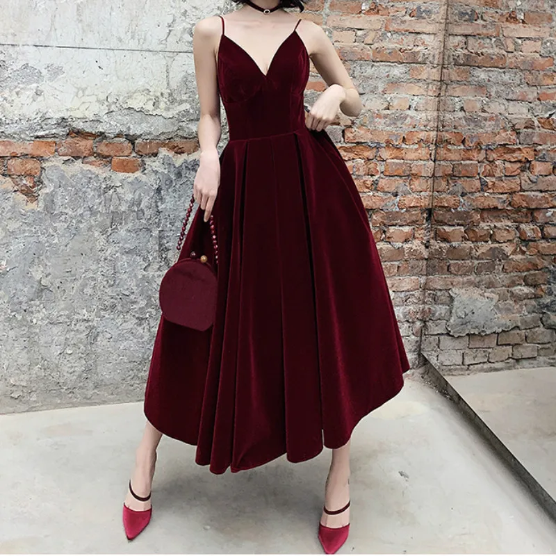 

Модные бархатные платья-миди, элегантное однотонное платье на бретелях-спагетти без рукавов с высокой талией, женское летнее платье с открытой спиной и V-образным вырезом