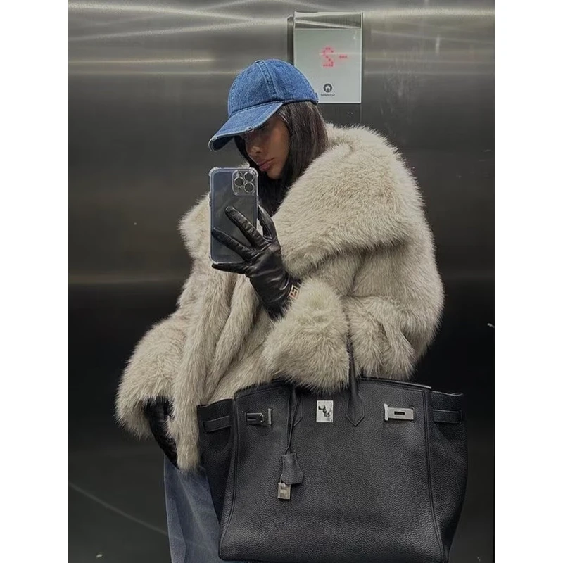 Женская куртка RZRA2024 с большим лацканом и эффектом искусственного меха