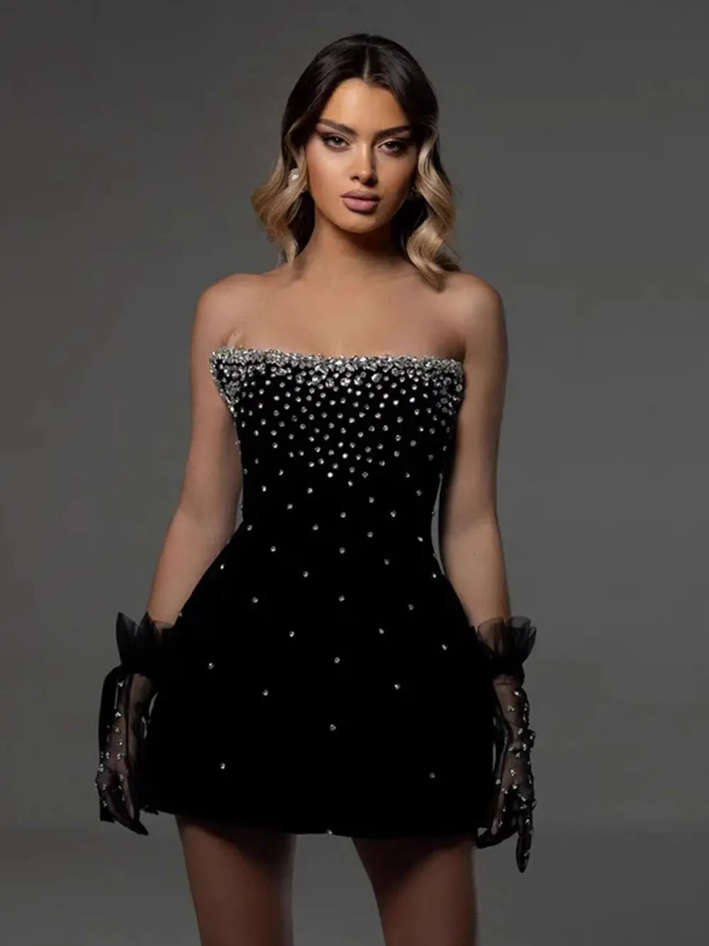 2025 сексуальное женское легкое роскошное бандажное платье с бусинами для ногтей