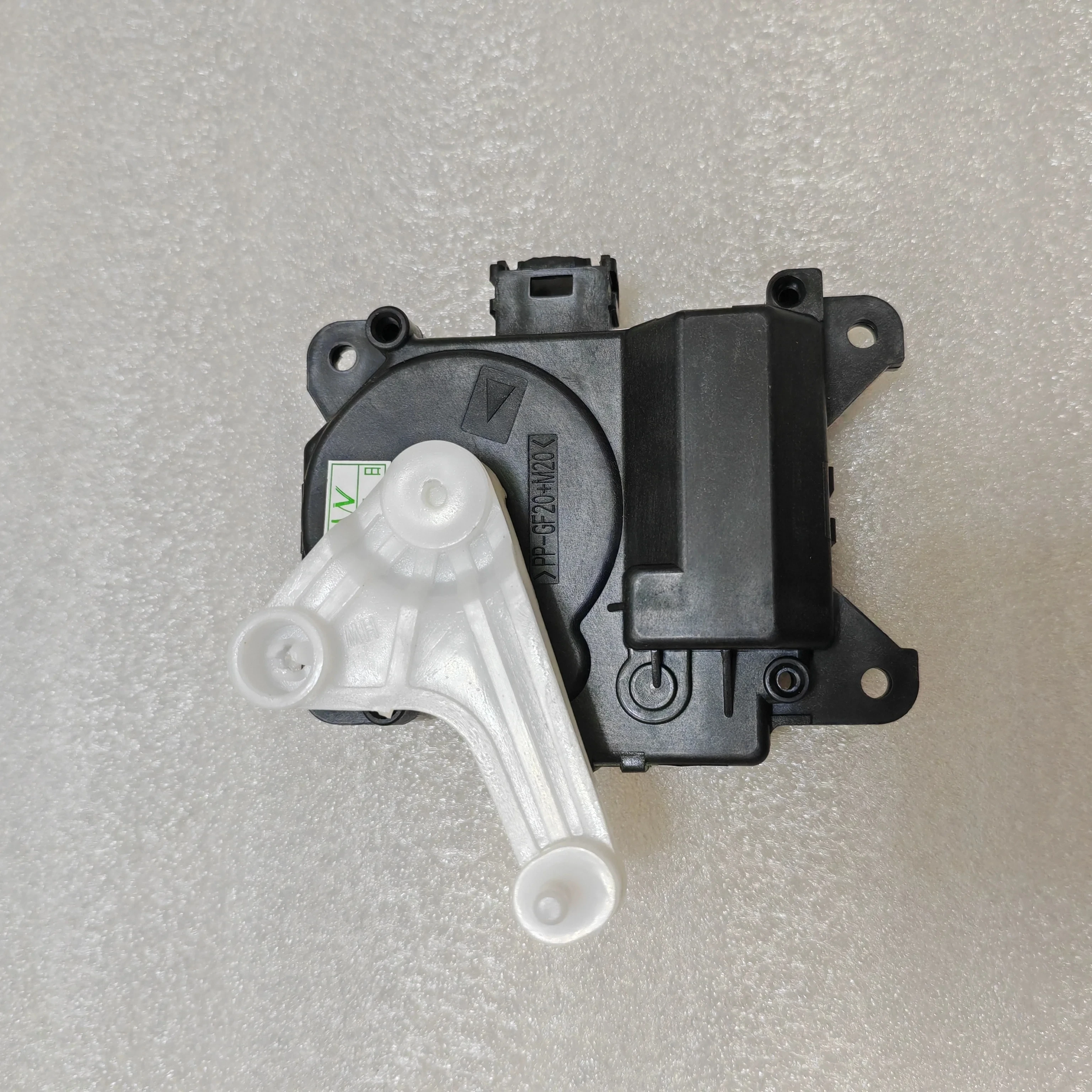 

Для Toyota PREVIA 2004 Estima ACR30 серводвигатель кондиционера, oe 063700 -8270 063700 -8410 направление холодного и теплого ветра