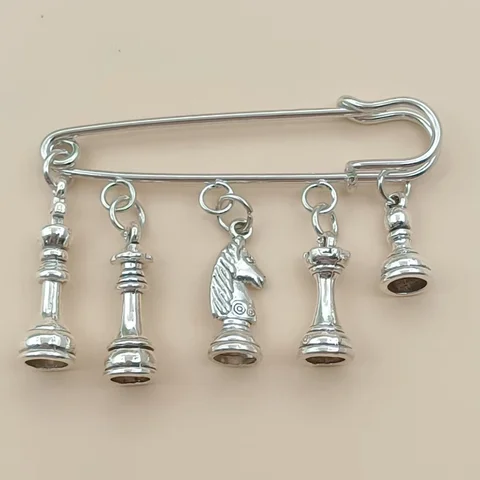 Новые товары/подвески в шахматы и карточки, игла, подвеска из сплава, булавка, развлекательная игра, открытие ювелирных изделий, подарки для ювелирных изделий