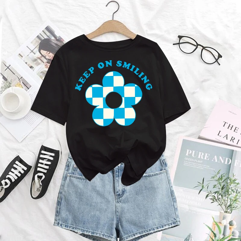 

Keep On Smiling Flower Print T Shirt Women Tops 2022 Cartoon Tees shirt femme Harajuku T-shirt Fashion Tshirt Ladies Clothing