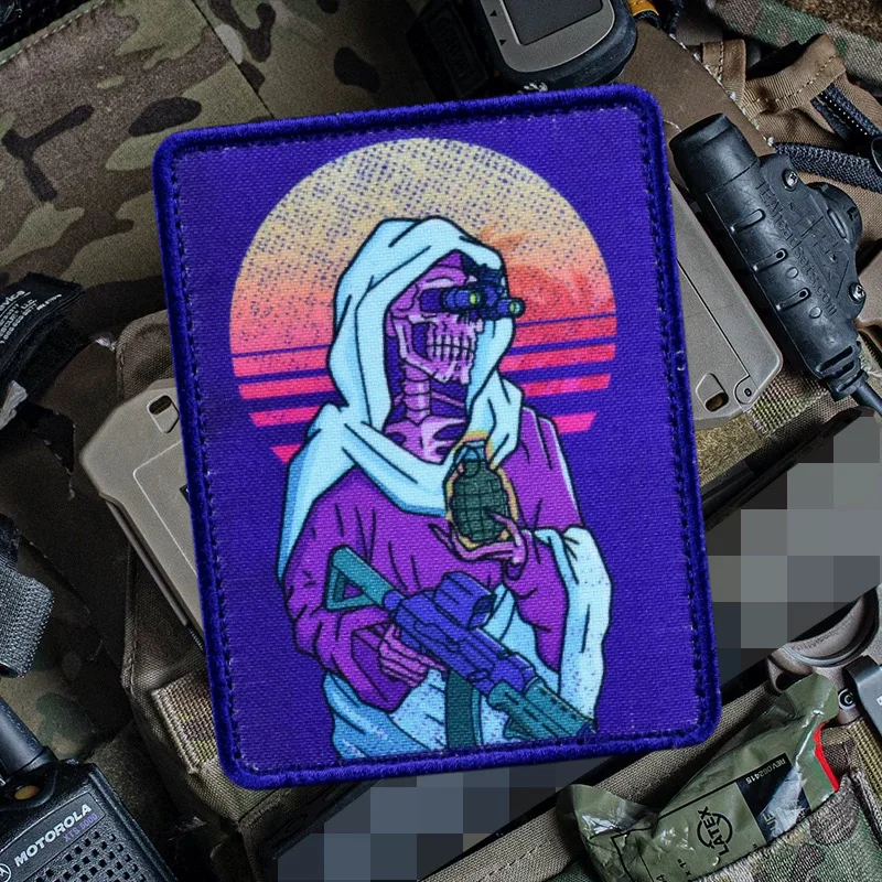 Нашивка на липучке Klett Punk Skull