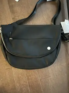 Aliexpress Luxury Dupes on X: Lv travel bags 💖💖 1:1 quality