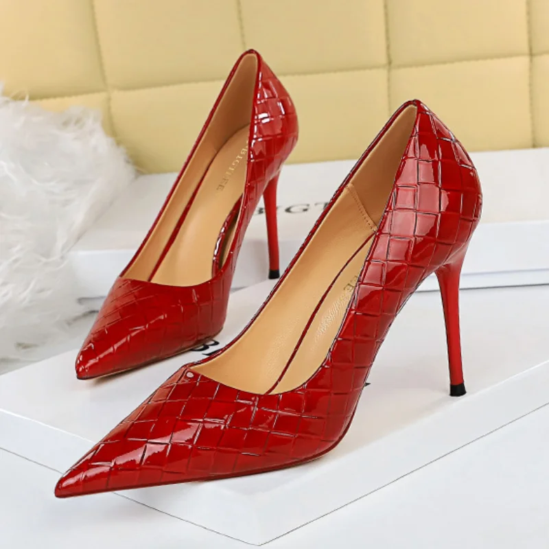 

8cm Super High Heels Pointed Toe Pumps Spring/Autumn Sexy Nightclub Heels Women Thin Heels Office Slip-On Breathable Shoes